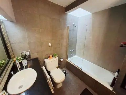 VENTA CASA 5 AMB TERRAZA QUINCHO COCHERA CABALLITO