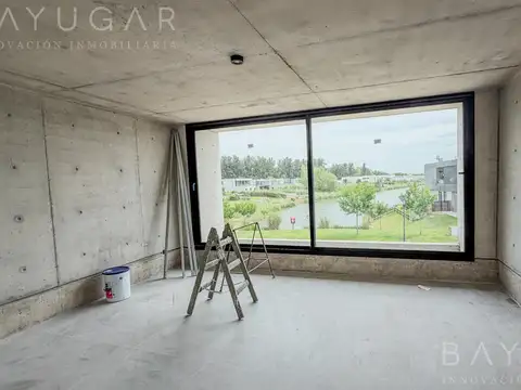 Venta - Casa en Barrio Privado La Calesa  - Pilara