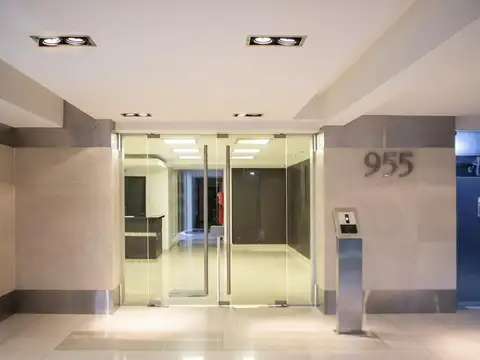 Santa Fe 900, Piso 1