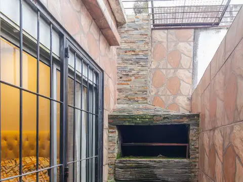 Departamento 4 ambientes con 2 baños