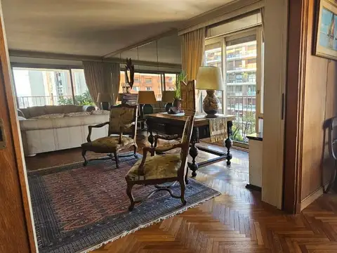 Departamento en Venta de 7 ambientes