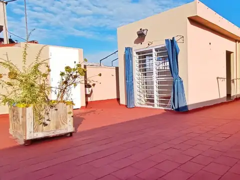 Depto Tipo Casa en Alquiler de 1 dormitorio