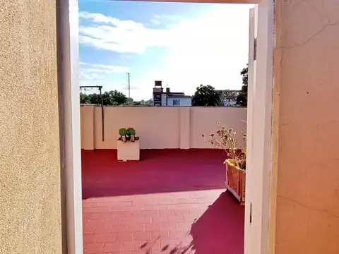 PH 2 ambientes amplios luminosos planta alta terraza grande