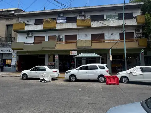 Departamento  2 amb en alquiler en Adrogue