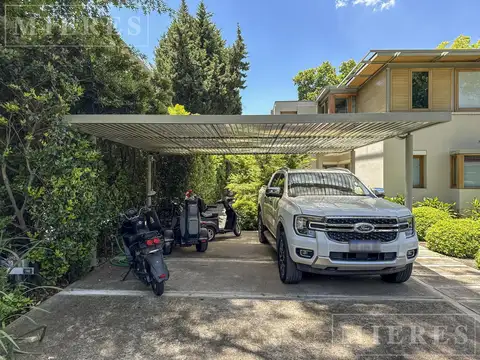 Casa en venta en Olivos Golf Club