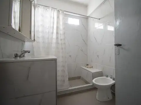Depto Tipo Casa en Venta al Este
