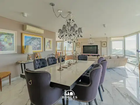Departamento en Venta con 2 cocheras