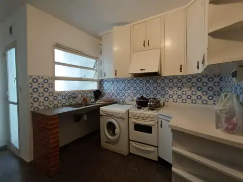 Venta Departamento Tres Dormitorios Cochera Oroño y Mendoza