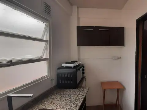 MONOAMBIENTE C/BALCÓN ATERRAZADO - PISO ALTO - COLEGIALES