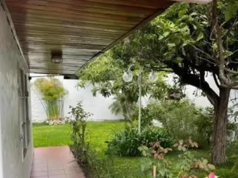 Casa en Venta al Este