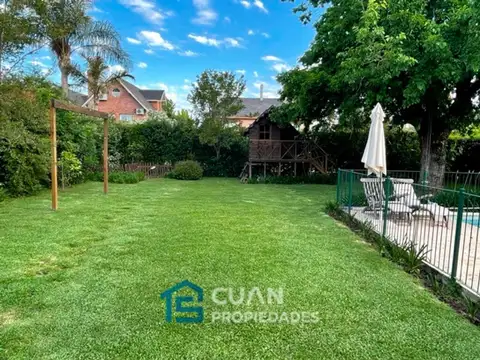 Casa 5 ambientes con 4 baños