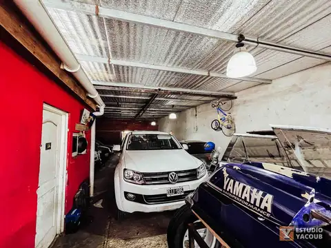 Depósito en venta - 2 Dormitorios 2 Baños - Monoambiente - Cocheras - 510Mts2 - La Plata