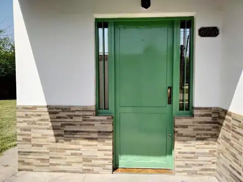 Casa 5 ambientes con 2 baños