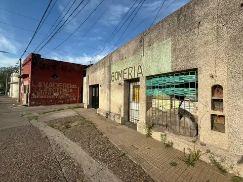 Terreno sobre Av. Blas Parera al 6000