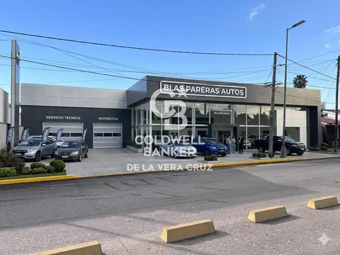 Galpón y casa en Av. Blas Parera al 6000