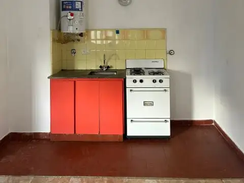 Casa en Alquiler en República De La Sexta, $ 280.000