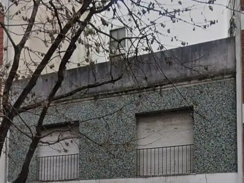 PH CON TERRAZA A REFACCIONAR