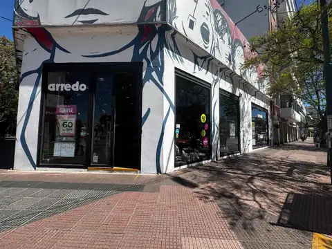Alquiler comercial Av. Santa fe y V. Sarfield Mtz.