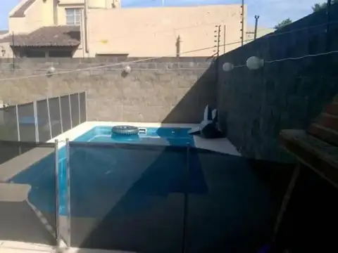 Casa en Venta en Lanus Este, USD 245.000
