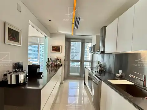 Departamento 3 ambientes con 4 baños