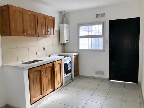 Casa en Alquiler con 1 cochera