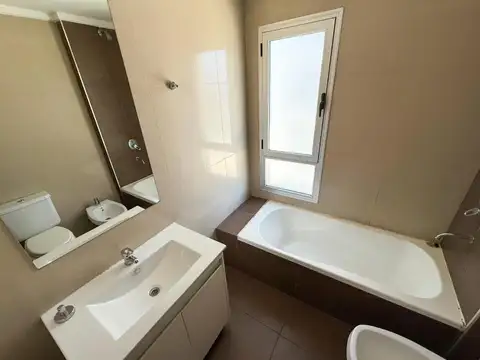 Departamento 4 ambientes con 1 baño