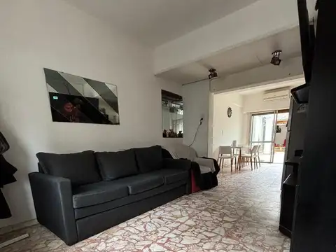 PH Patio Terraza Garage Quincho. Frente  3 ambientes