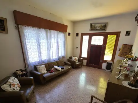 Casa en Venta en Berazategui, USD 80.000