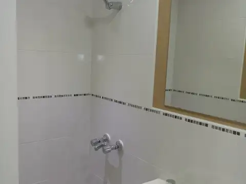 BERUTTI 100, Piso PB