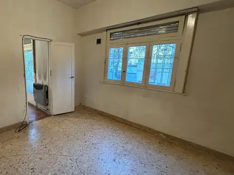 Depto Tipo Casa en Venta en Villa General Mitre, USD 119.000