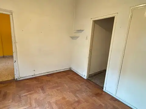 Depto Tipo Casa 4 ambientes con 2 baños