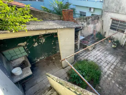 Depto Tipo Casa en Venta 60 años