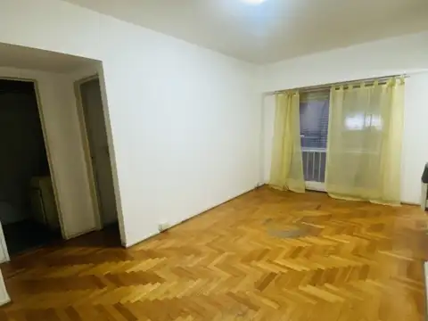 Olaya 1000, Piso 1