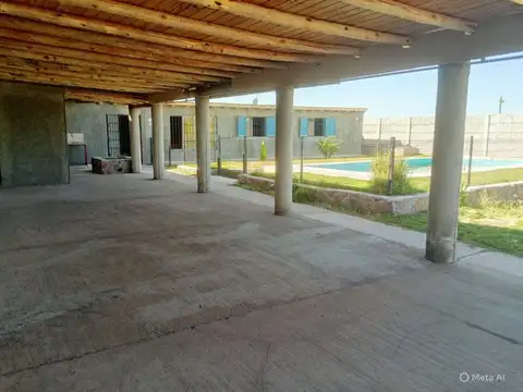 Casa 3 ambientes con 2 baños