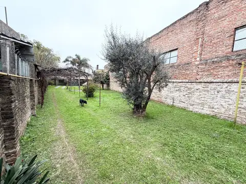 VENTA Terreno de 767 m²  | Casa y Galpón | Castellanos 2400