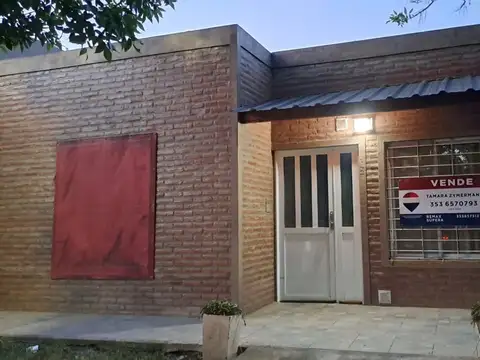 Se vende casa 2 dormit  villa nueva