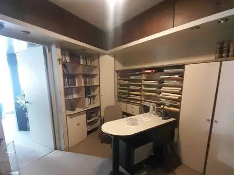 Oficina en Venta 60 años