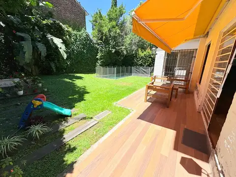 Acassuso Libertador al Río, Lindísima Casa en Venta , 3 dormitorios, dependencia, pileta