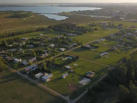 Terreno en Venta 48  mts Fondo