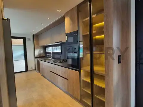 CASA EN VENTA EN LUJAN DE CUYO