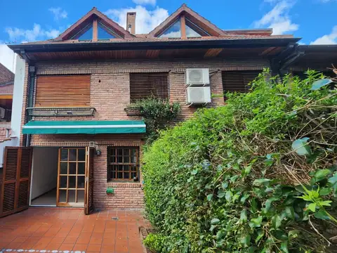 Depto Tipo Casa en Venta de 6 ambientes