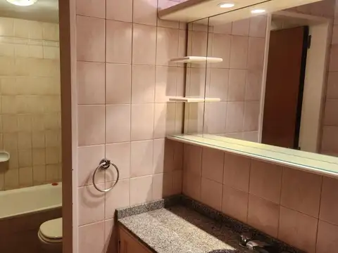 Depto Tipo Casa en Venta 40 años