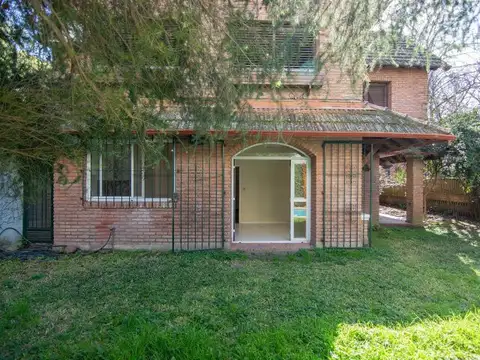 Casa en Venta con 1 cochera