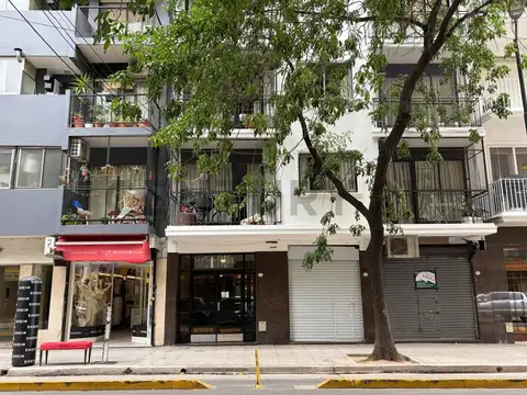 VENTA DEPARTAMENTO DE 3 AMBIENTES + DEPENDENCIA Y BAULERA EN PALERMO - EXCELENTE UBICACIÓN