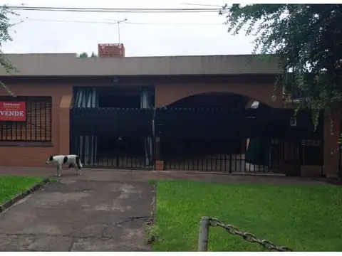 Lopez Buchardo 2318 , Piso 0