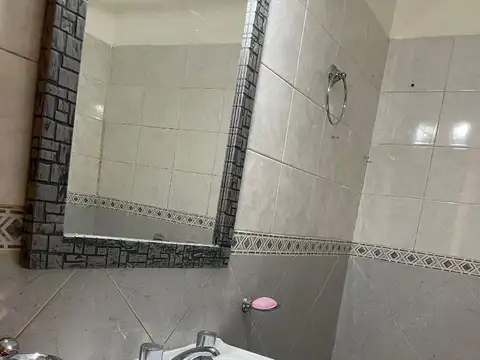 Depto Tipo Casa 2 ambientes con 1 baño