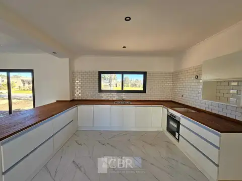 Casa en Venta al Oeste