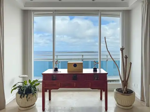 Departamento en Venta con 4 cocheras