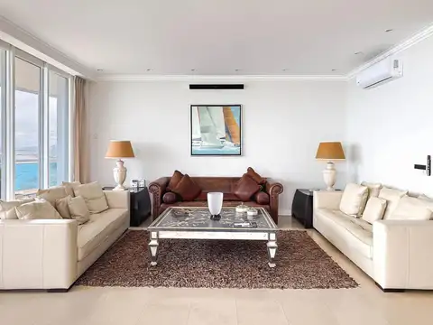 Departamento en Venta de 12 ambientes