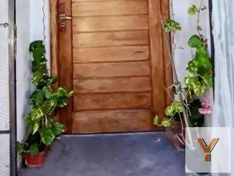 Casa en Venta con 5 cocheras